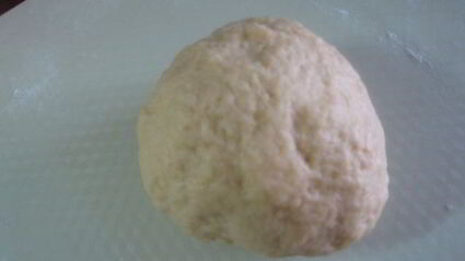 рассыпчатые рогалики вкус детства на сметанно-дрожжевом тесте