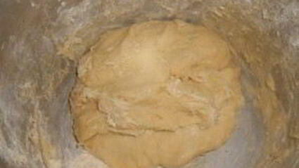 рогалики из дрожжевого теста с повидлом