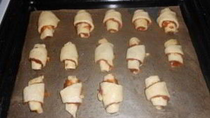 рогалики из дрожжевого теста с повидлом