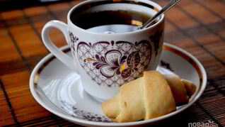 Рогалики с повидлом на маргарине