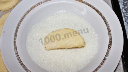 сахарное печенье творожное треугольники