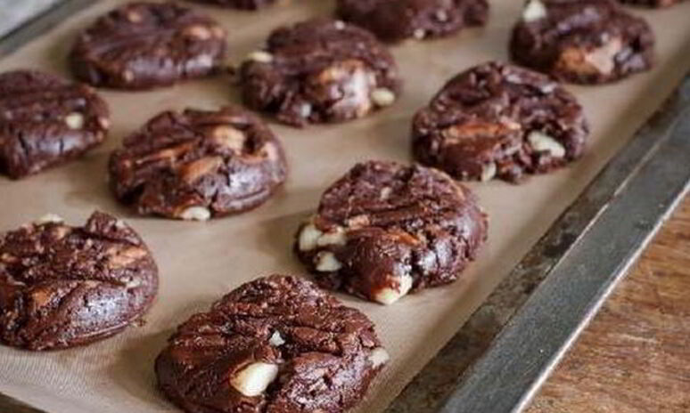 Рецепт шоколадное печенье с орехами