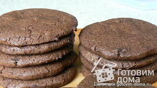 Шоколадное вафельное печенье