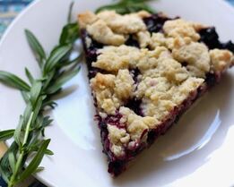 Черничный пирог с иссопом