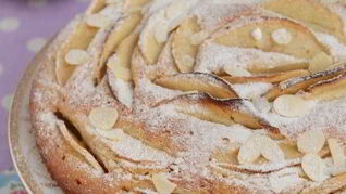 Датский миндальный пирог с яблоками