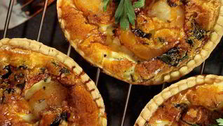 Киш с креветками