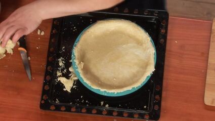 открытый пирог с луком-пореем