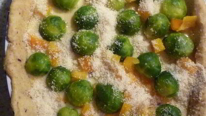 пикантный киш с брюссельской капустой и рубленым мясом