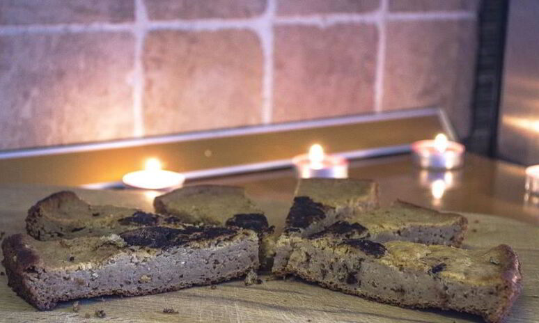 Рецепт пирог на грушевом варенье с корицей