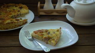 Пирог с курицей и цукини