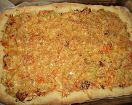 Пирог с окороком и луком-пореем