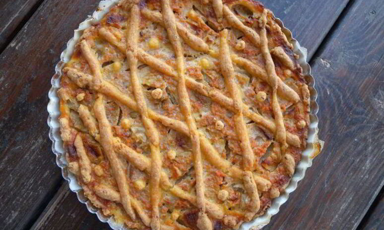 Рецепт пирог с яблоками и айвой в творожном тесте