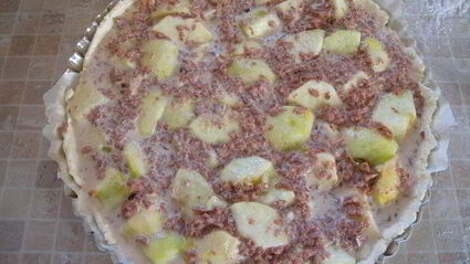 пирог с яблоками и айвой в творожном тесте