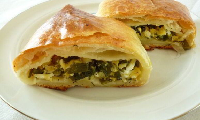 Рецепт пирог с зеленью и сыром из слоеного творожного теста