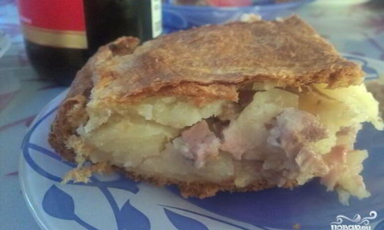 Рецепт слоеный пирог со свининой и картошкой