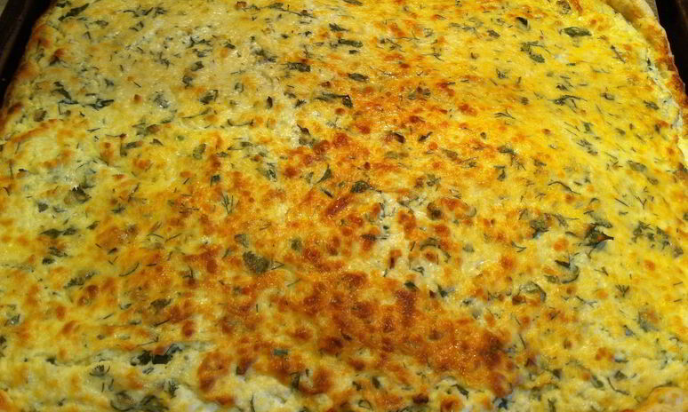 Рецепт сырный пирог из слоеного теста