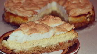 Творожный пирог с меренгой