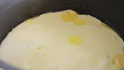 яблочный пирог-перевертыш в мультиварке