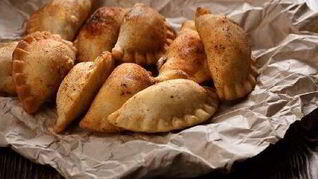 Испанские пирожки с начинкой