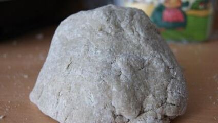 карельские пирожки с картошкой и яичным соусом