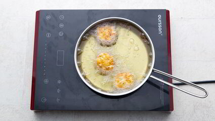 куриные пирожки со сладкой кукурузой