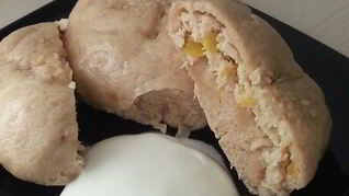 Паровые пирожки с курицей и медом