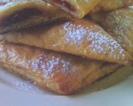 Пирожки из творожно-медового теста