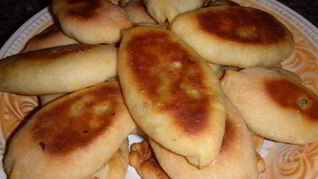 Пирожки из заварного теста