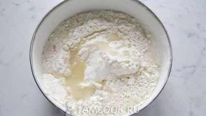 пирожки с горохом, жареные на сковороде