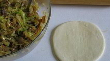 пирожки с капустой и грибами