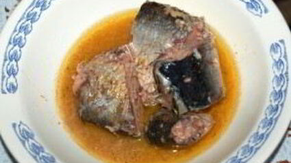 пирожки с консервированной рыбой