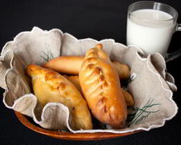 Пирожки с курицей и грибами