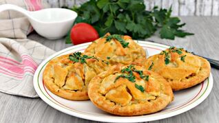 Пирожки с курицей и картошкой в духовке
