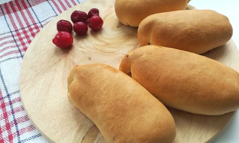 Рецепт пирожки с творогом и вишней