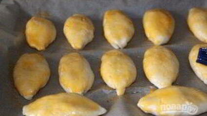 пирожки с яблоком