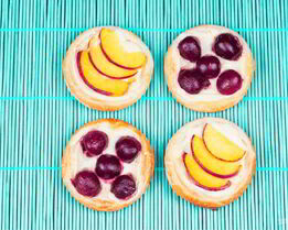 Слоеные пирожки на завтрак