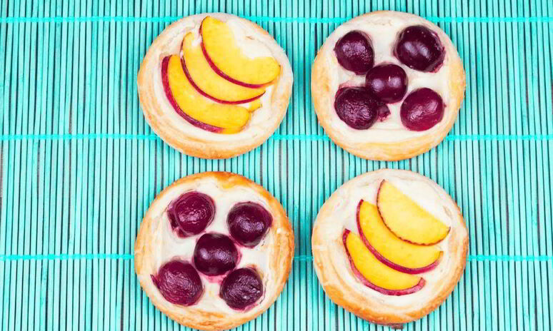 Рецепт слоеные пирожки на завтрак