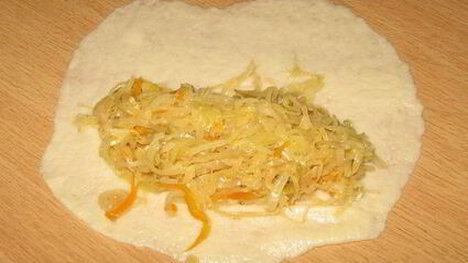 закусочные пирожки с капустой