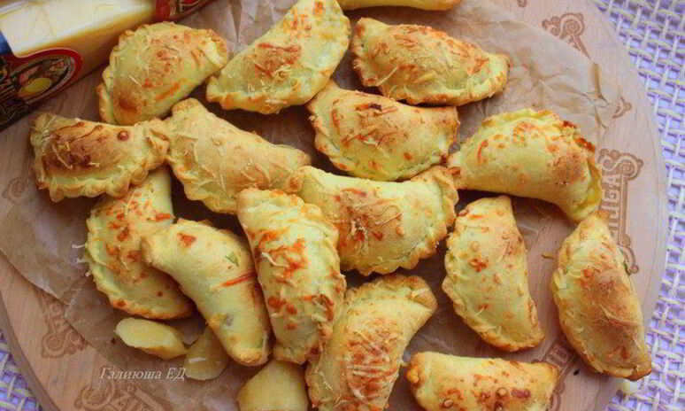 Рецепт закусочные пирожки с тунцом и сыром джюгас