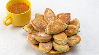 Жареные пирожки с картошкой без дрожжей
