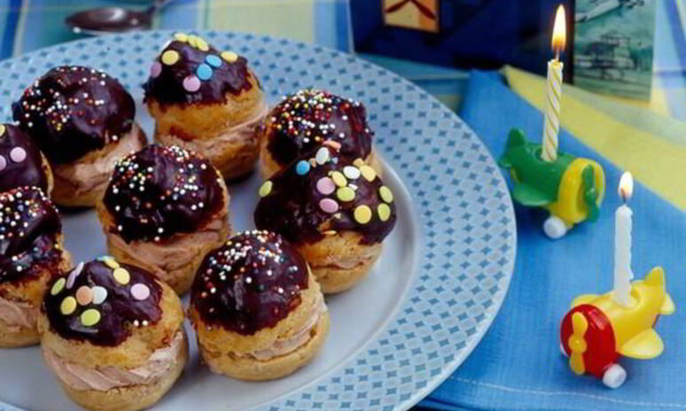 Рецепт ароматные заварные пирожные с шоколадным кремом