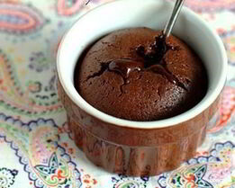 Брауни с жидкой начинкой