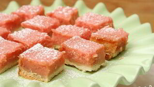 Лимонно-клубничные пирожные