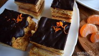 Медовое пирожное с начинкой