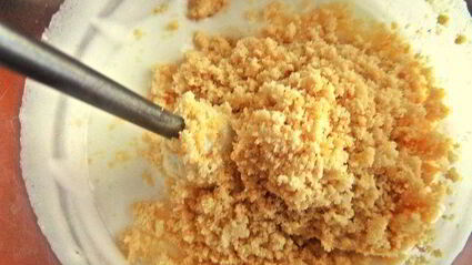 нежное пирожное с персиками