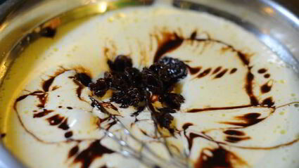 пирожное с маскарпоне и апельсиновой карамелью