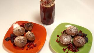 Пирожные с горячим шоколадом