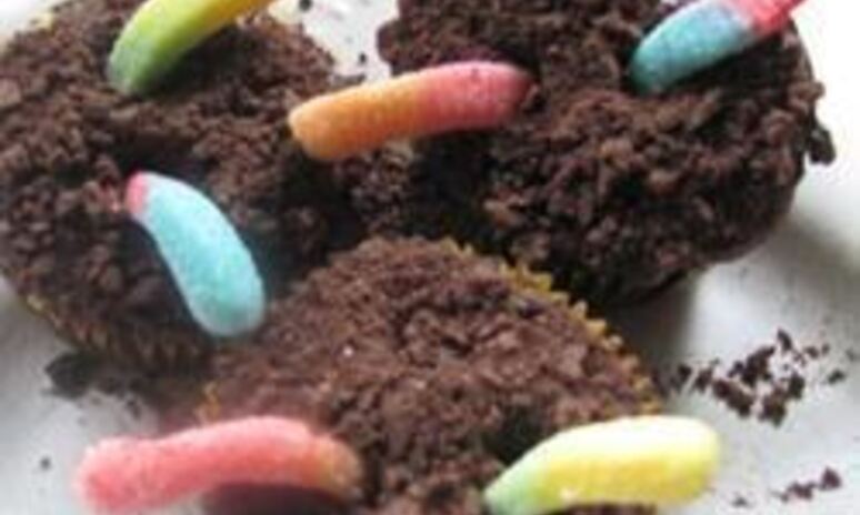 Рецепт шоколадные пирожные с червячками