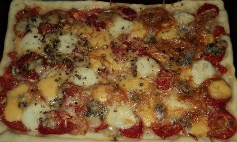 Рецепт пицца четыре сыра