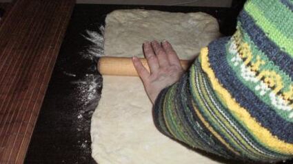 пицца на дрожжевом тесте по-домашнему